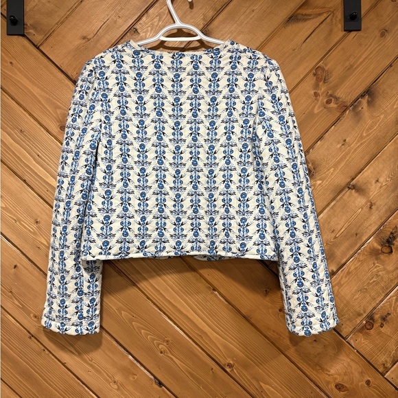 NWT House of Harlow 1960 Blue and White Bomber Quilted Jacket Small - Picture 3 of 8